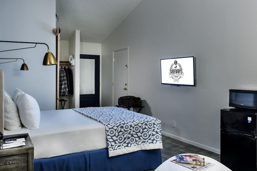 Sideways Hotel