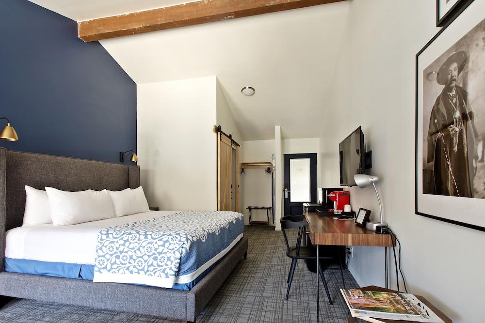 Sideways Hotel Buellton