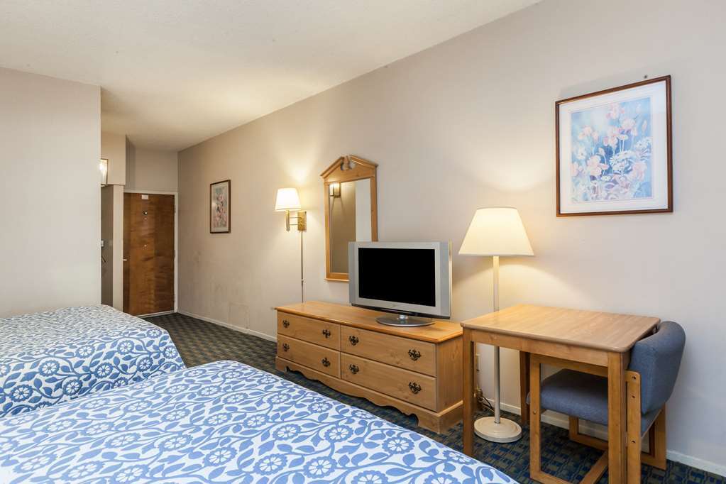 Sideways Hotel 3*