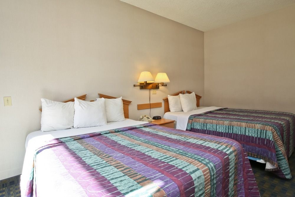 Hotel Sideways